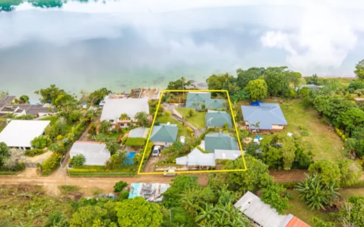 Lagoon-Front Investment with Immediate Returns & Development Potential